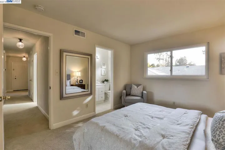 4826 Meadowbrook Dr, Richmond, California 94803