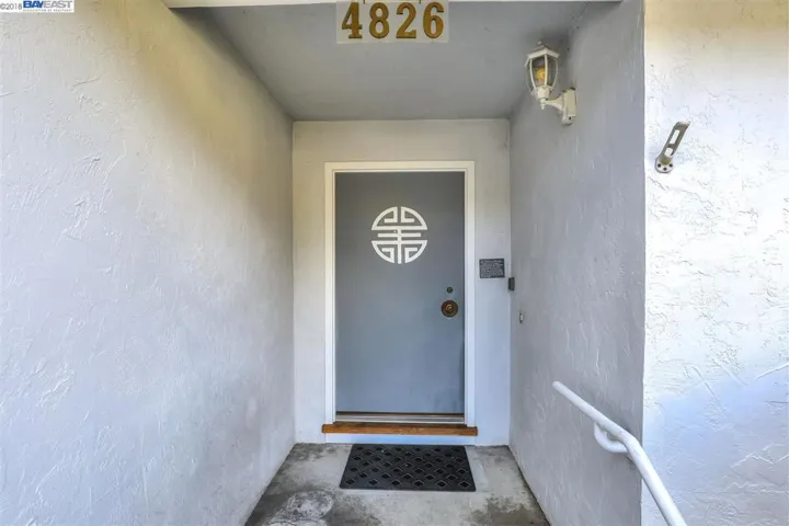 4826 Meadowbrook Dr, Richmond, California 94803