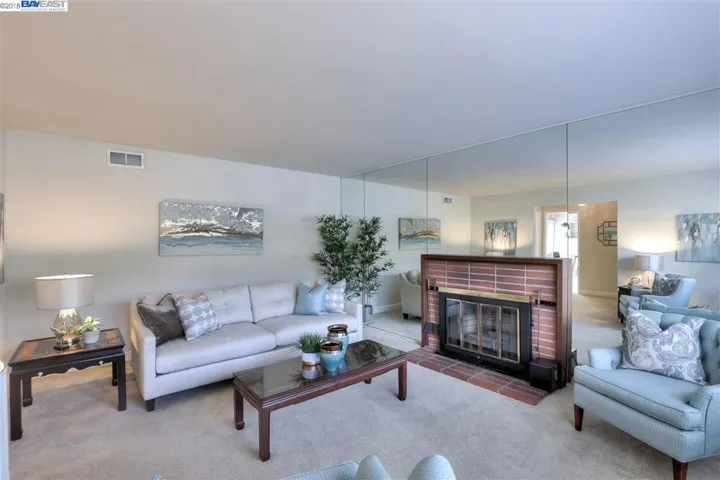4826 Meadowbrook Dr, Richmond, California 94803
