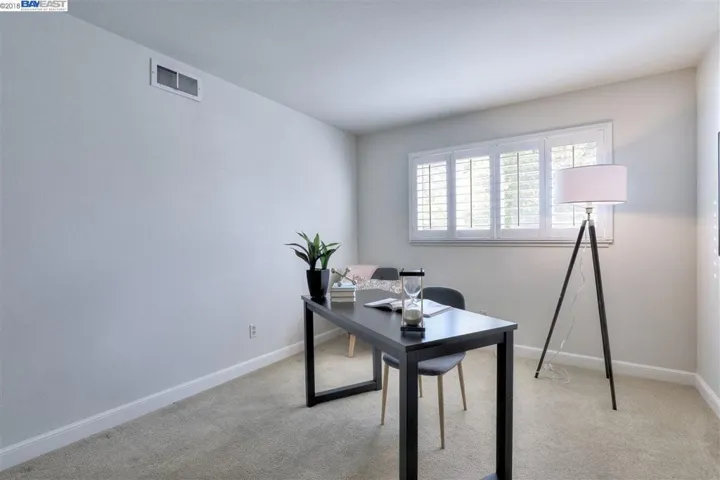 4826 Meadowbrook Dr, Richmond, California 94803
