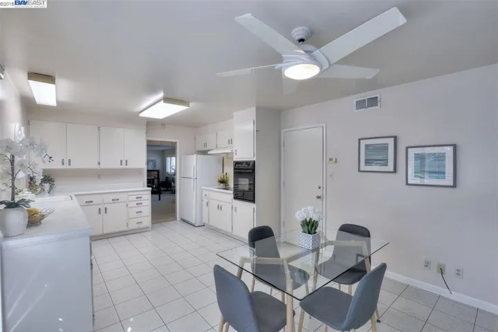 4826 Meadowbrook Dr, Richmond, California 94803