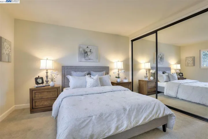 4826 Meadowbrook Dr, Richmond, California 94803