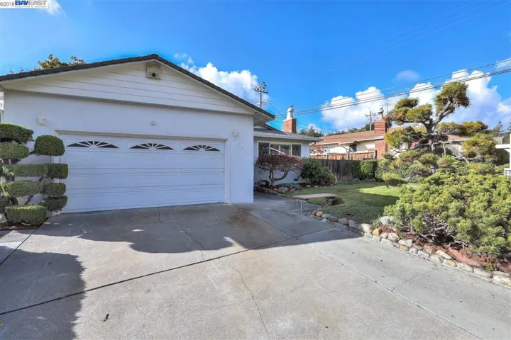 4826 Meadowbrook Dr, Richmond, California 94803