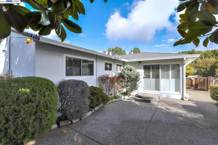 4826 Meadowbrook Dr, Richmond, California 94803