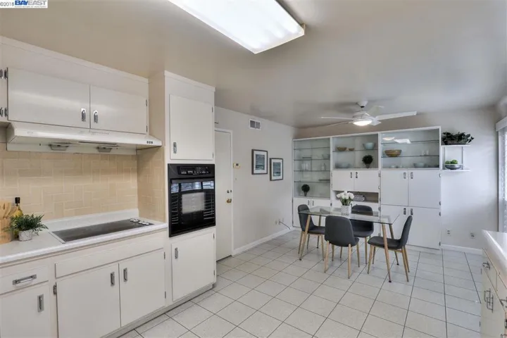 4826 Meadowbrook Dr, Richmond, California 94803