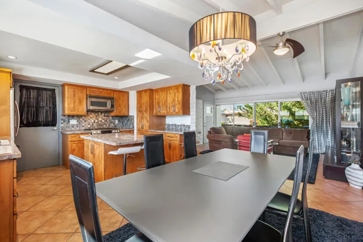 DB219 Dining Kitch Living