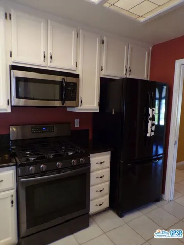 68810 Los Gatos Road, Cathedral City, California 92234