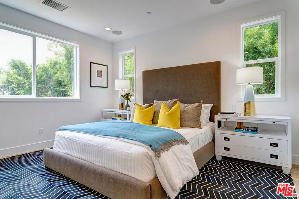 813 N Orange Drive, Los Angeles, California 90038 home-pic-10