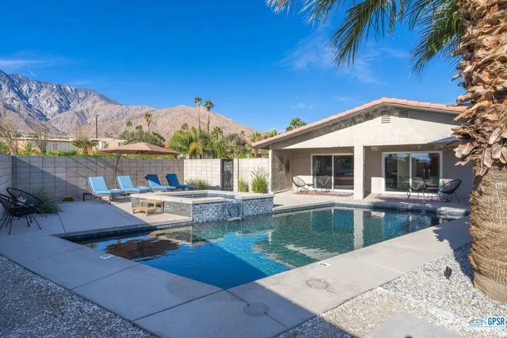 2710 N Girasol Avenue, Palm Springs, California 92262