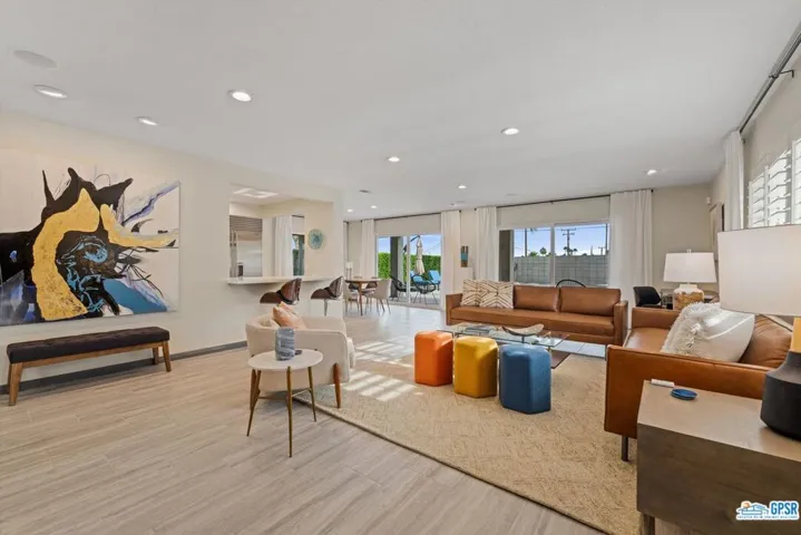 2710 N Girasol Avenue, Palm Springs, California 92262