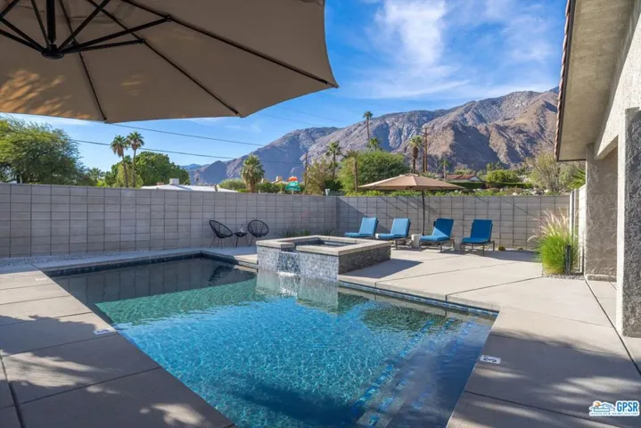 2710 N Girasol Avenue, Palm Springs, California 92262