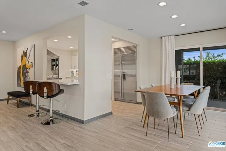 2710 N Girasol Avenue, Palm Springs, California 92262
