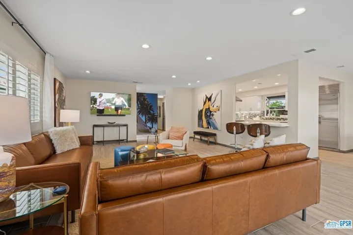 2710 N Girasol Avenue, Palm Springs, California 92262