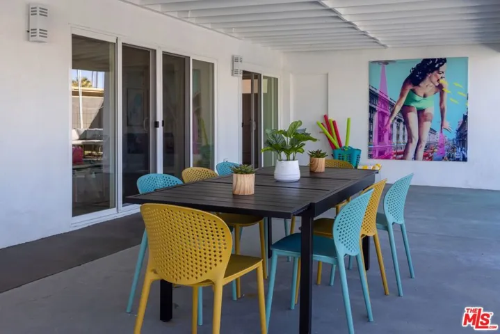 980 N Buttonwillow Circle, Palm Springs, California 92262