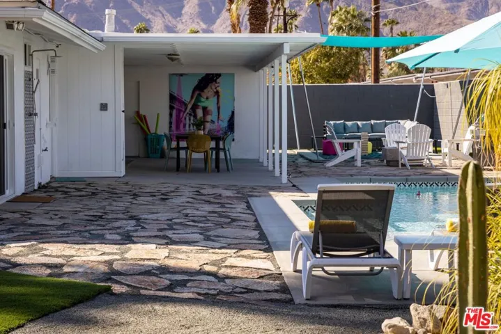 980 N Buttonwillow Circle, Palm Springs, California 92262