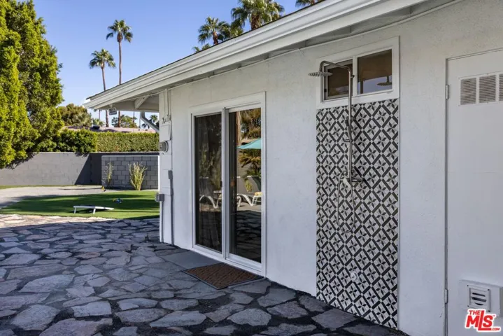 980 N Buttonwillow Circle, Palm Springs, California 92262