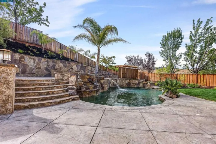6 Campbell Pl, Danville, California 94526