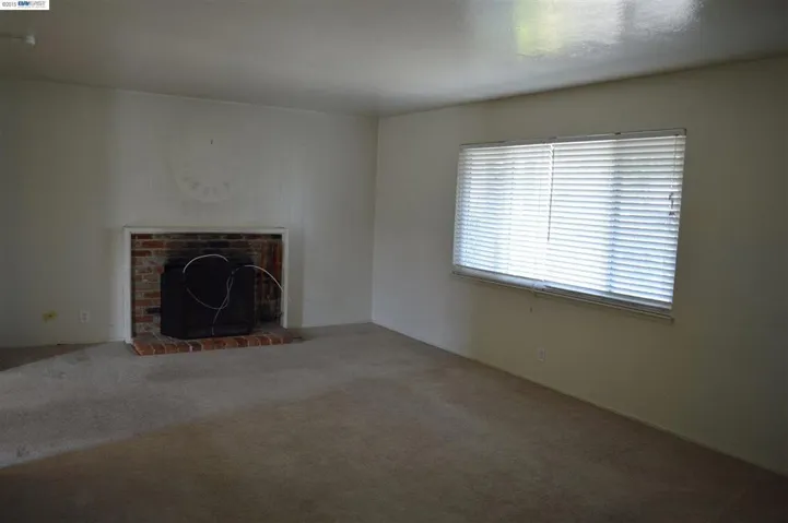 1062 Avondale Lane, Hayward, California 94545