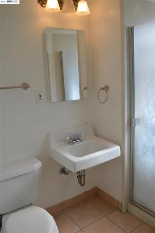 1062 Avondale Lane, Hayward, California 94545
