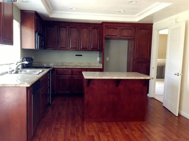 3569 La Mesa Dr, Hayward, California 94542-2525