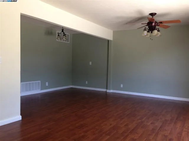3569 La Mesa Dr, Hayward, California 94542-2525