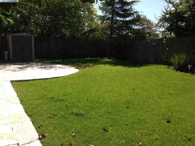 3569 La Mesa Dr, Hayward, California 94542-2525