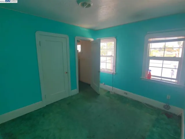 2611 Parker Ave, Oakland, California 94605