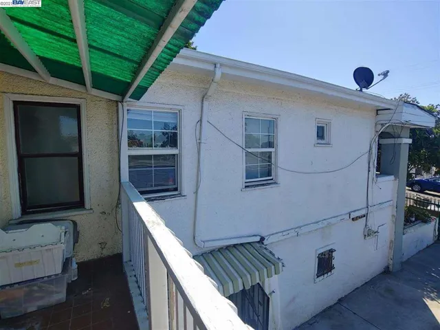 2611 Parker Ave, Oakland, California 94605