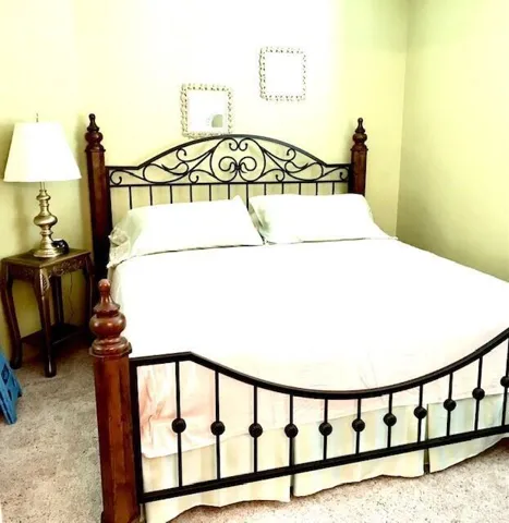 2nd bedroom with ensuite full bath