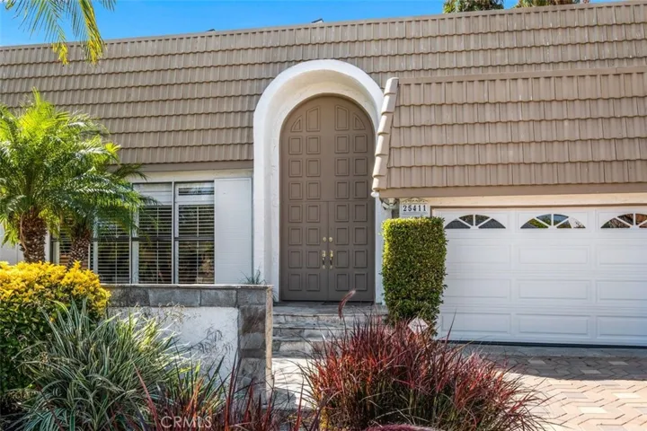 25411 Hillary Lane, Laguna Hills, California 92653