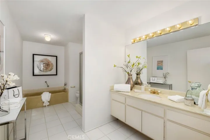 25411 Hillary Lane, Laguna Hills, California 92653