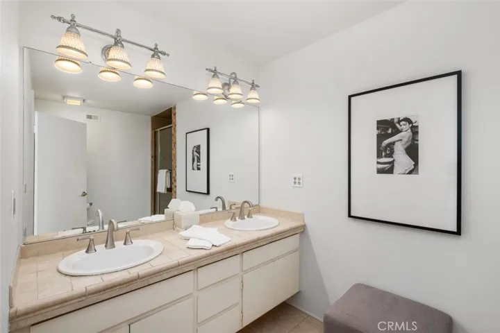 25411 Hillary Lane, Laguna Hills, California 92653