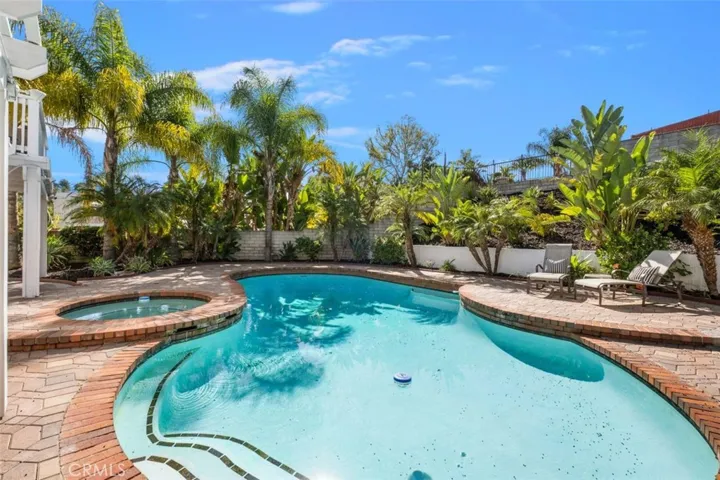 25411 Hillary Lane, Laguna Hills, California 92653