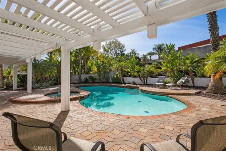 25411 Hillary Lane, Laguna Hills, California 92653