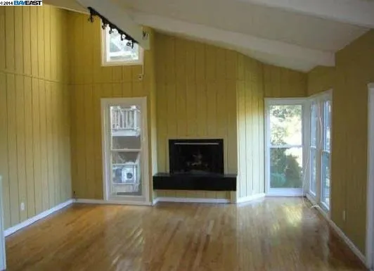 6343 Girvin Dr, Oakland, California 94611