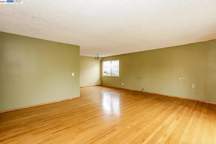 1556 Wagoner Dr, Livermore, California 94550