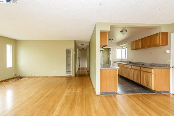 1556 Wagoner Dr, Livermore, California 94550