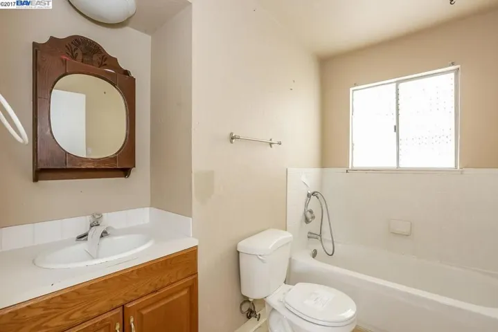 1556 Wagoner Dr, Livermore, California 94550