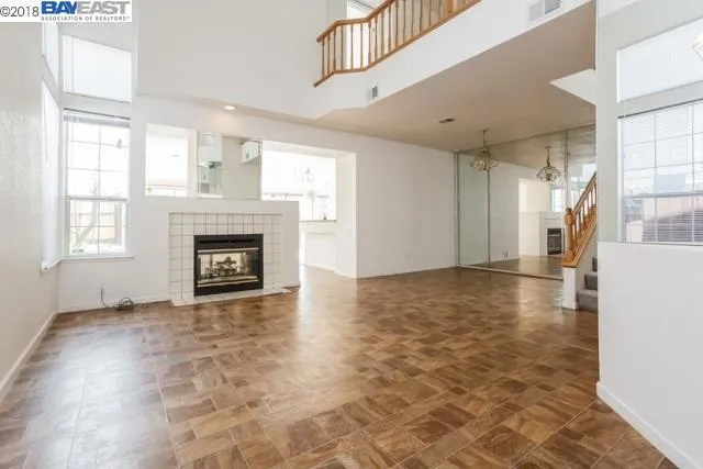332 Scotts Valley, Hercules, California 94547