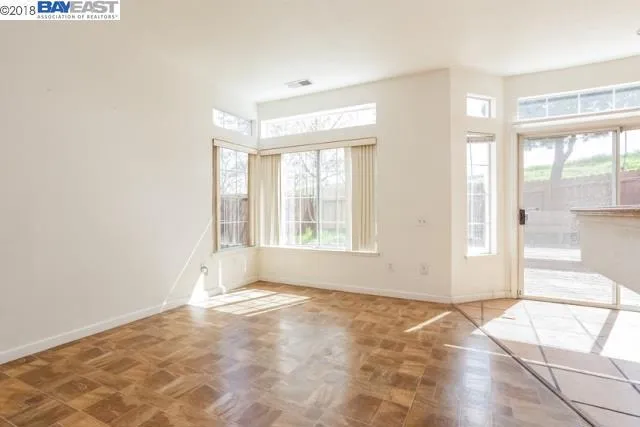 332 Scotts Valley, Hercules, California 94547