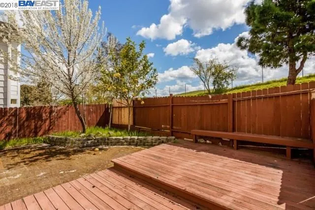 332 Scotts Valley, Hercules, California 94547