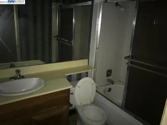 2565 El Portal Dr A, San Pablo, California 94806