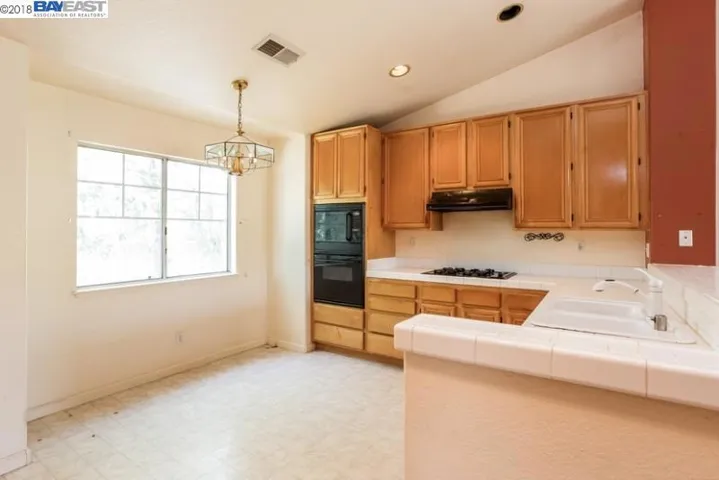 2539 Whitetail Dr, Antioch, California 94531