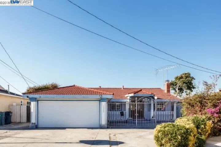 15352 Sunnyhaven St, San Leandro, California 94579