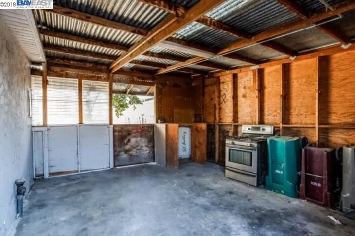 15352 Sunnyhaven St, San Leandro, California 94579