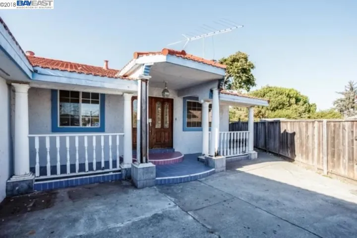 15352 Sunnyhaven St, San Leandro, California 94579