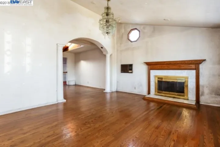 15352 Sunnyhaven St, San Leandro, California 94579
