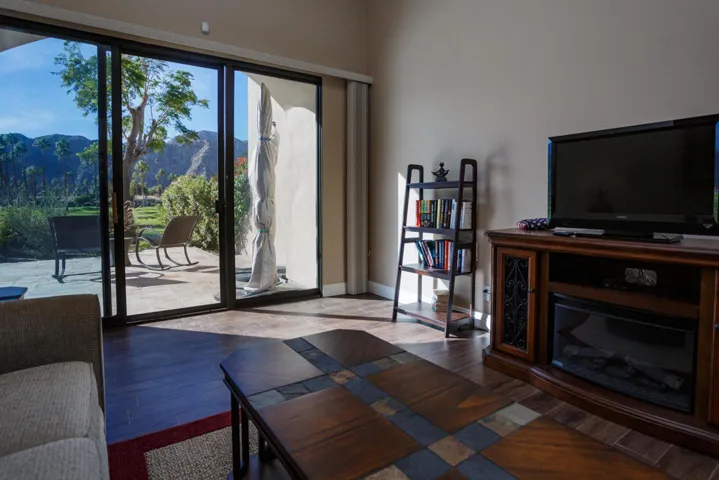55435Oakhill_MLS-6