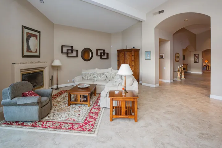 55435Oakhill_MLS-17