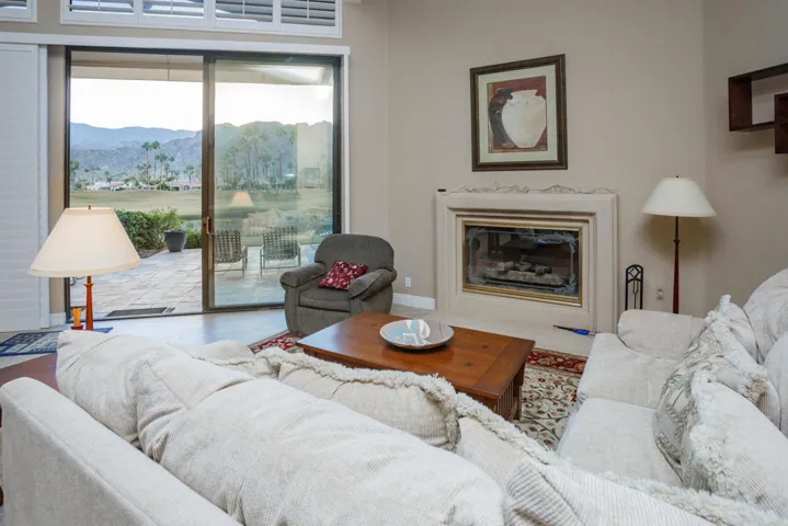 55435Oakhill_MLS-26